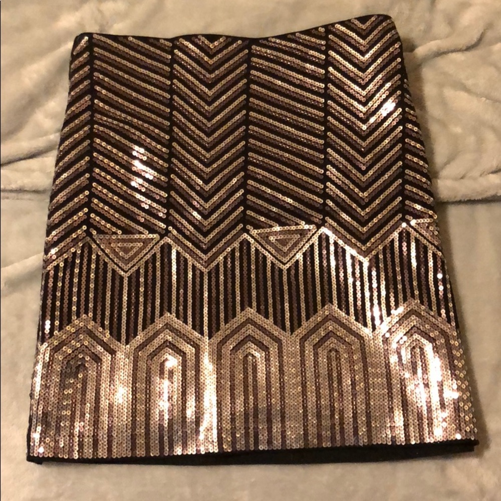 NEW Express Sequin Mini Skirt Size M